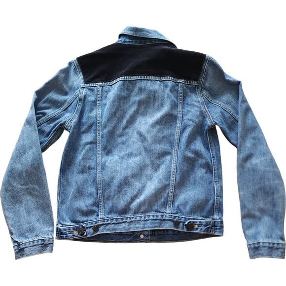 GAP Icon Denim jacket with black velvet patches - Picture 8 of 9